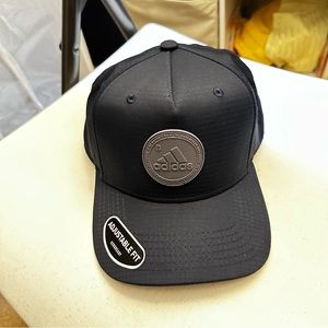 Adidas hat (adjustable) never worn brand new.